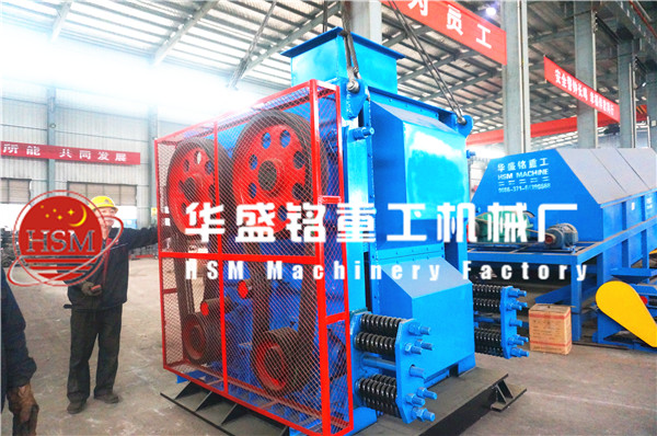 ��݁����C